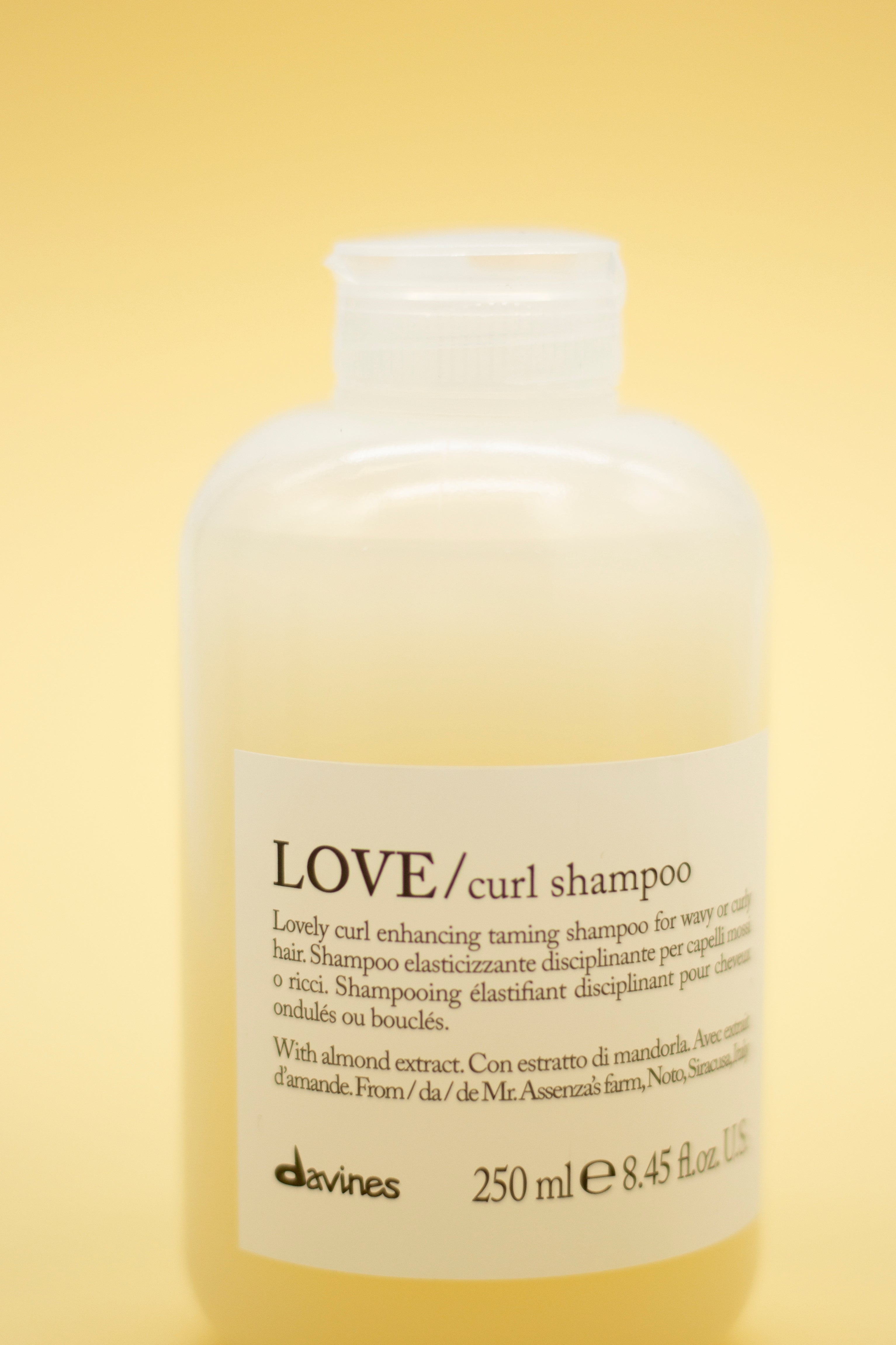 LOVE/ Curl Shampoo