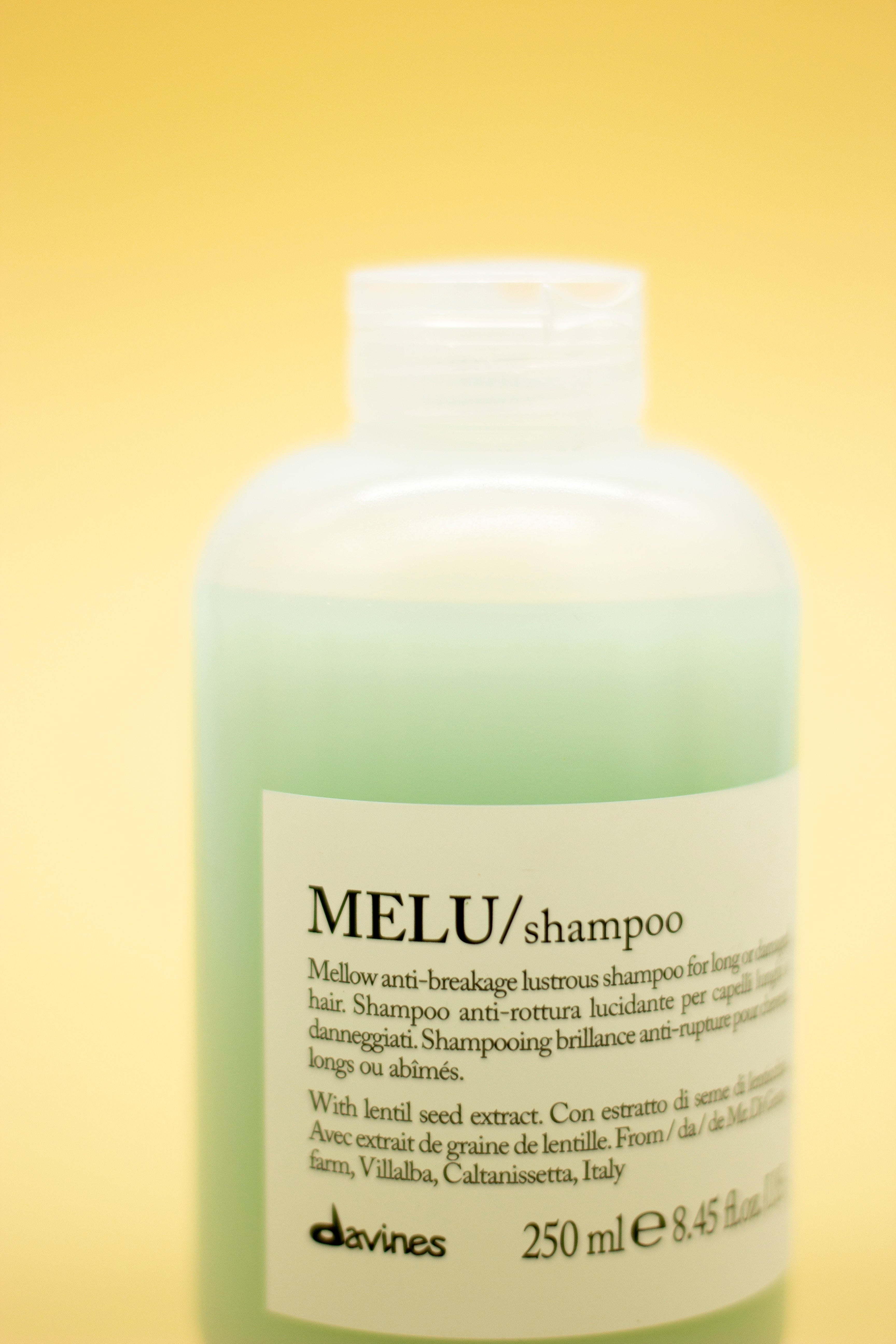 MELU/ Shampoo